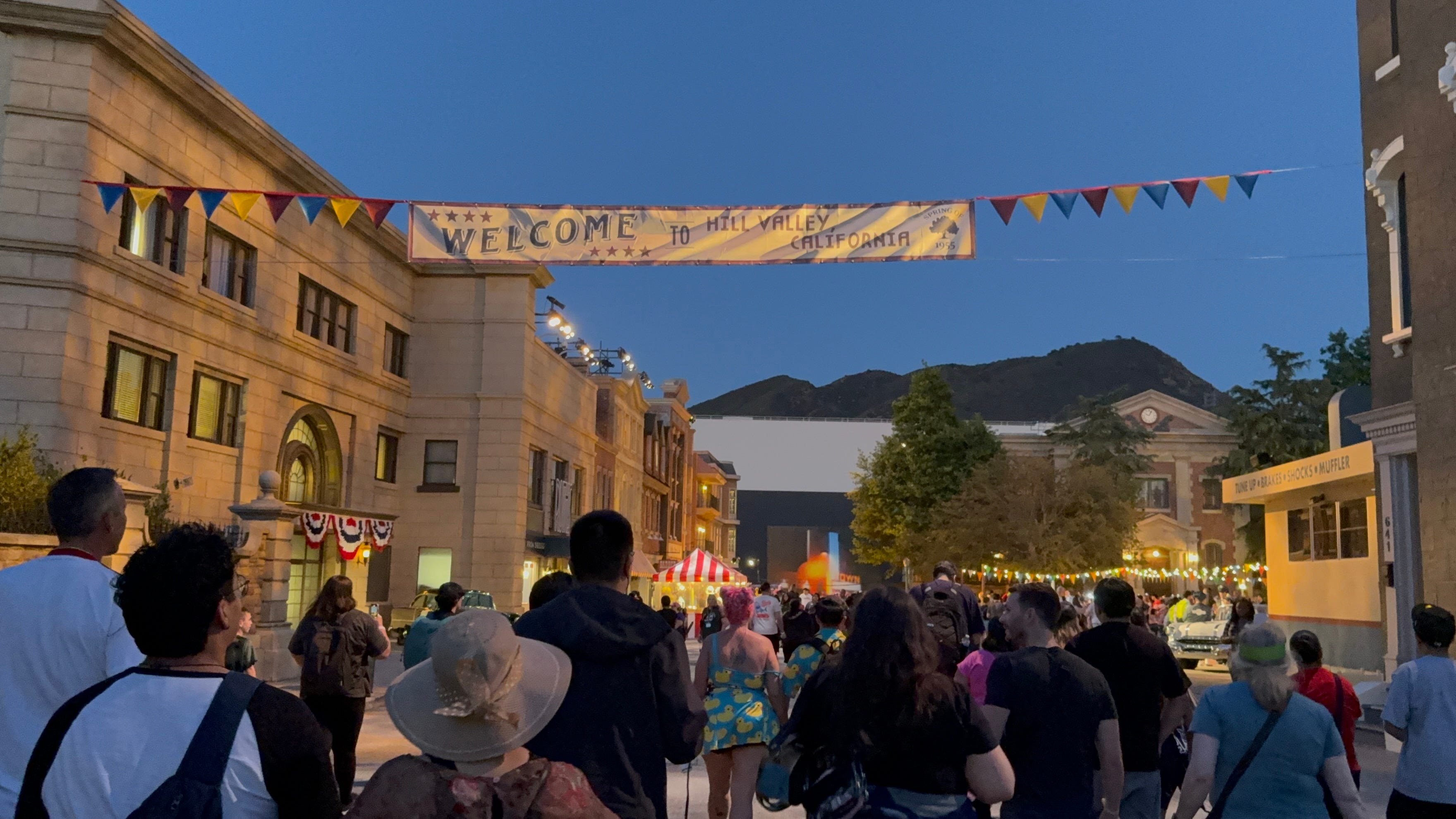 Universal ‘Fan Fest Nights’ Is A Good First Draft For A Game-Changing Event (The NoPro Review)