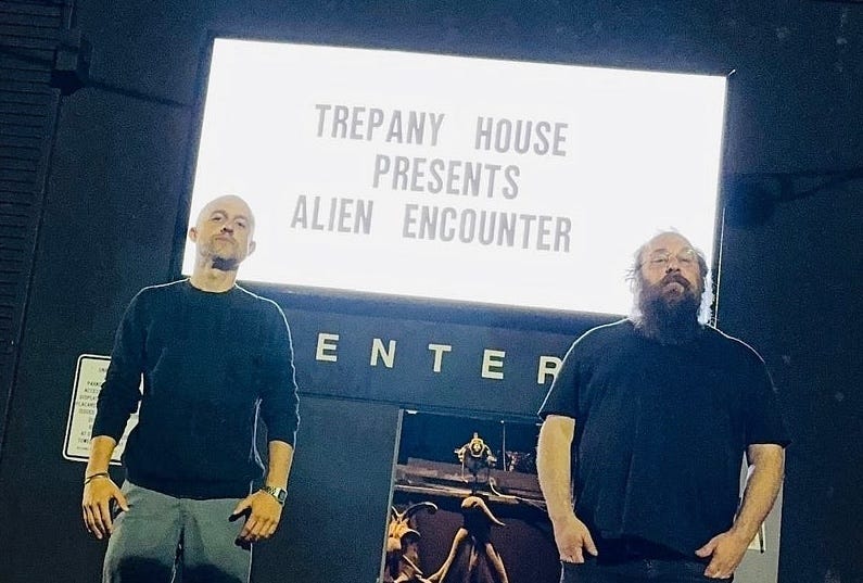 The Creators of ‘Alien Encounter’ on Reviving a Terrifying ’90s Theme Park Attraction as a Stage…