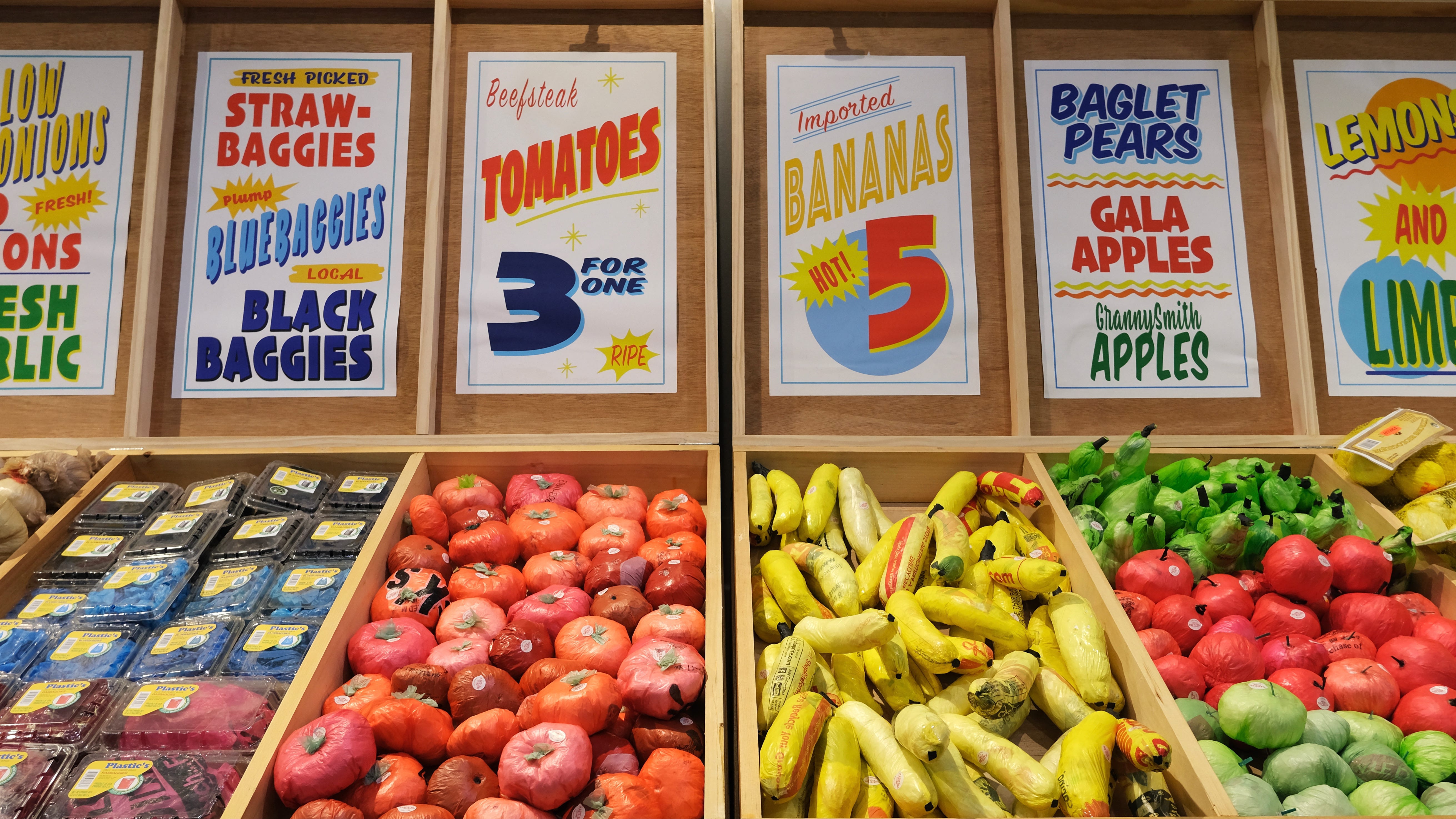 The Plastic Bag Store (Capsule Review)