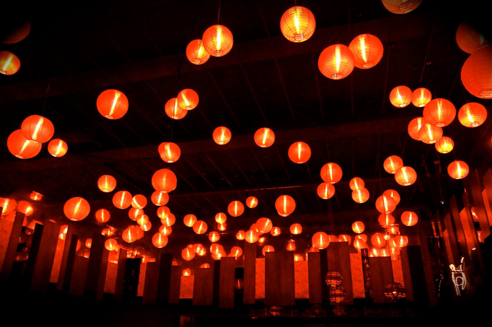 Sample: ShowWire Page