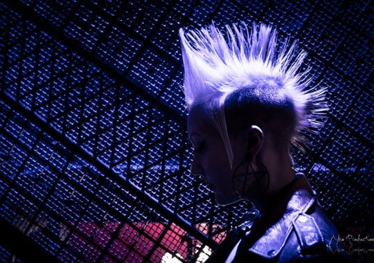 DC: In Cabaret We Trust